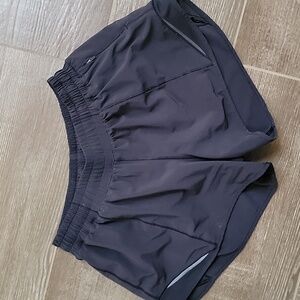 Lululemon Hotty Hot Shorts, Size 6 Tall
